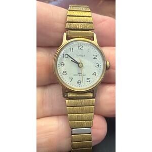 VTG Gold Tone Women's Timex, Water Resistannt, Hand Wound, Parts/Repair